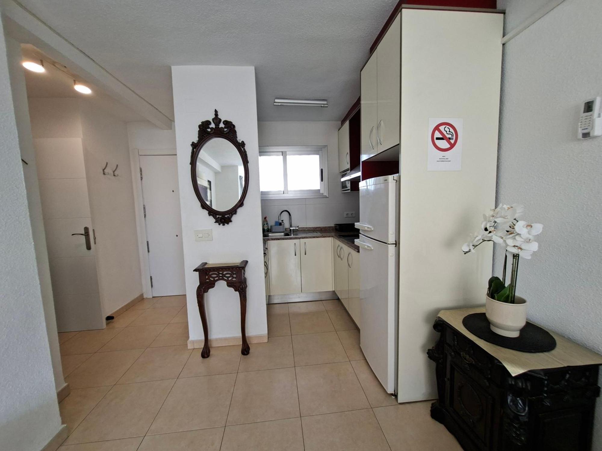 Alhambra Rincon De Loix Benidorm-sea View-free Parking, Wi-fi, Pool, New Air Conditioning * Benidorm